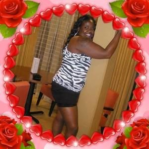 Meet your Posher, Monique